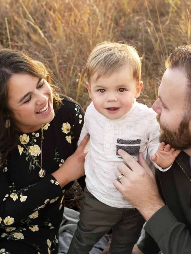 family photographer in wichita ks at pawnee prairie park