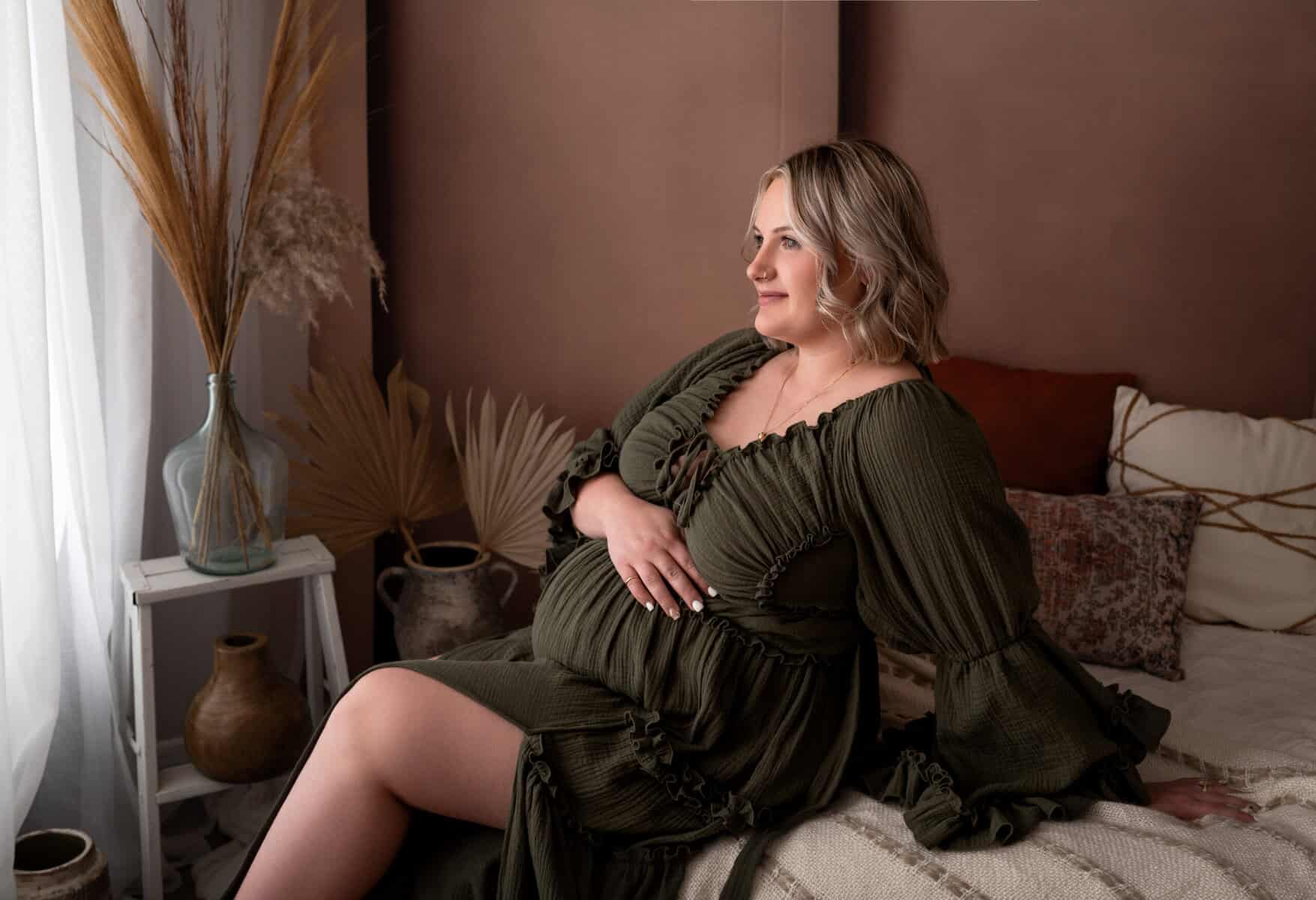 maternity photoshoot premiere wichita ks photographers sj nuzum photography