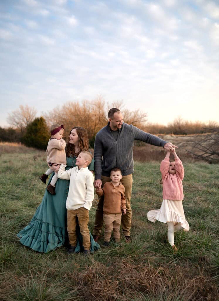 family photos sj-nuzum-photography-wichita-photographer